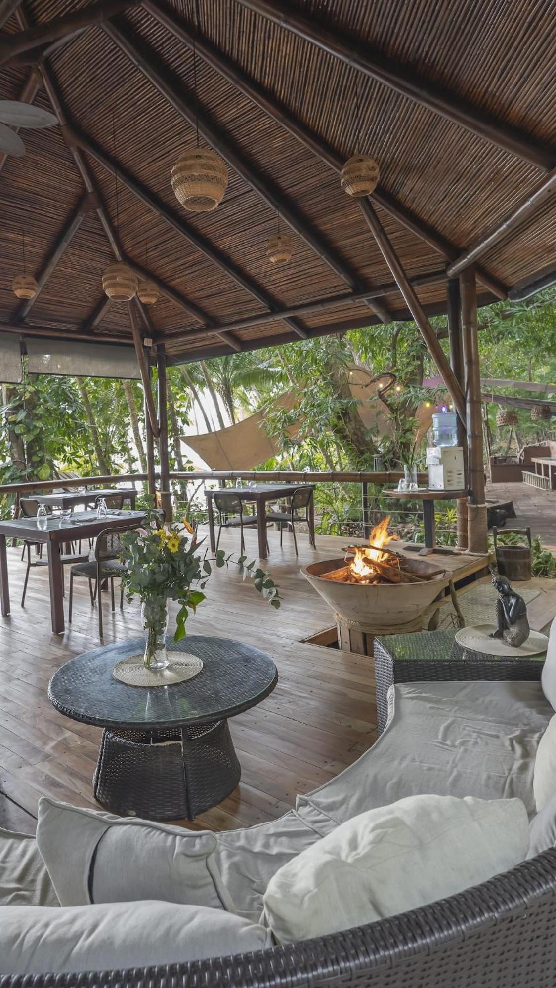 Los Vivos Beachfront Experience Pochote 外观 照片